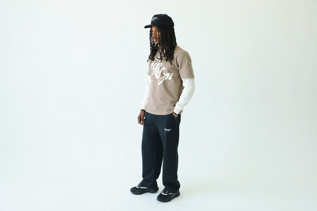Black Essential Fargoszn Sweatpants