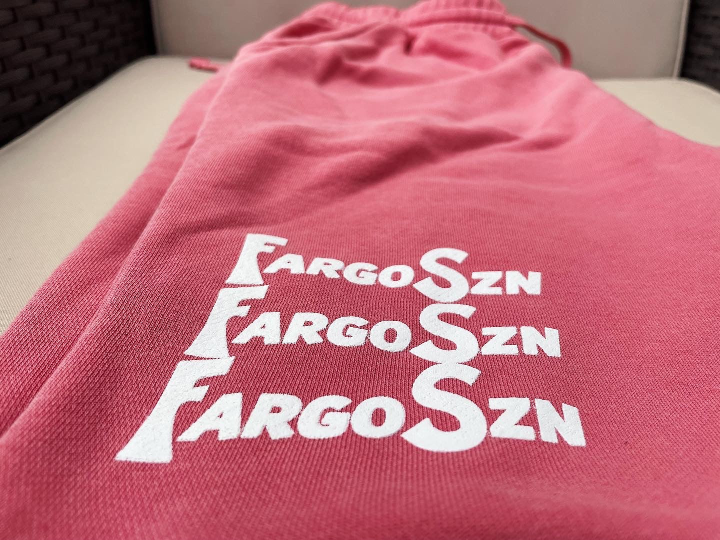 Pigment Pink Fargoszn Sweatshorts